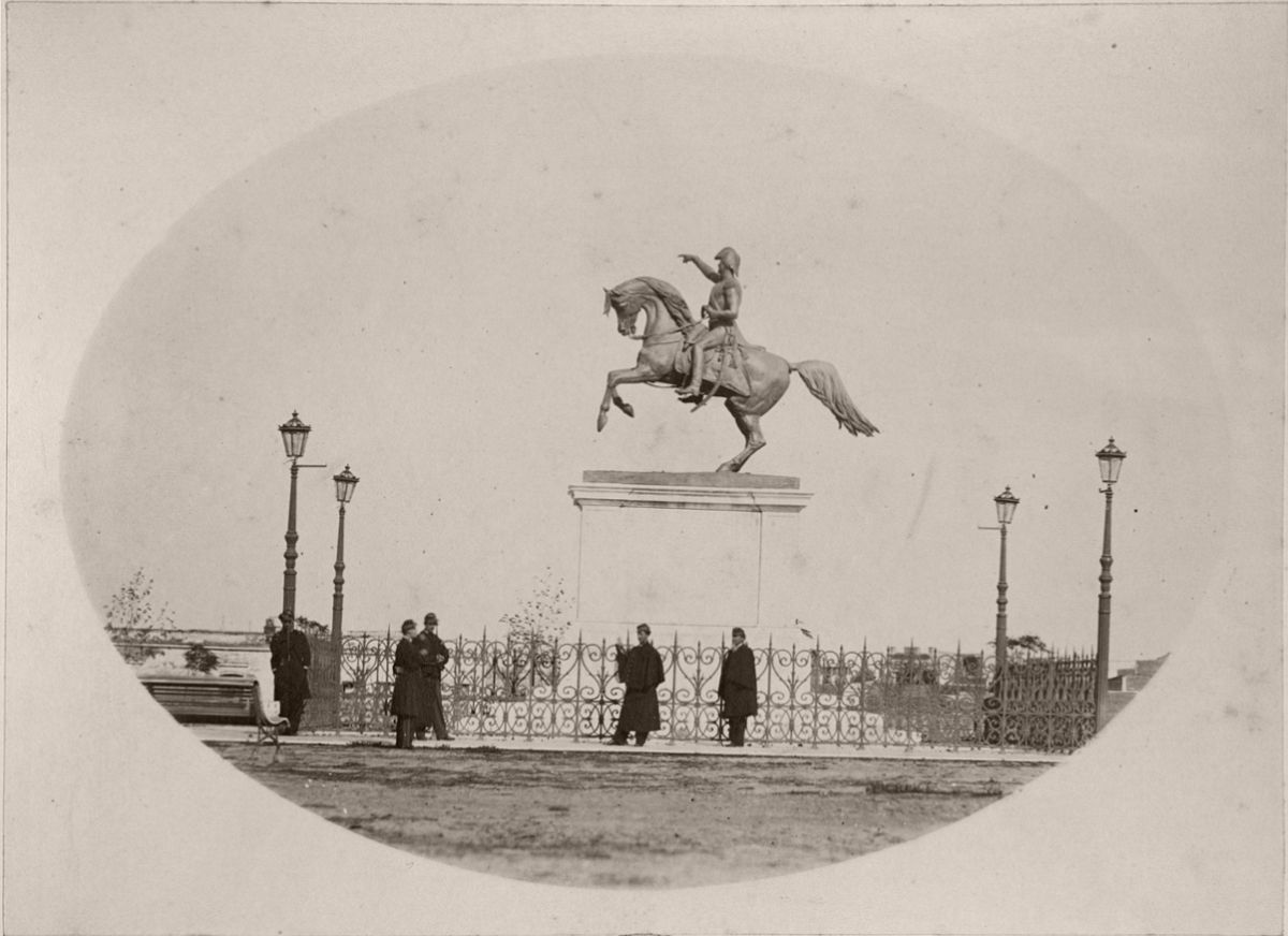 Equestrian statue of General José de San Martín in the homonymous park sited in Retiro, Buenos Aires, Argentina.