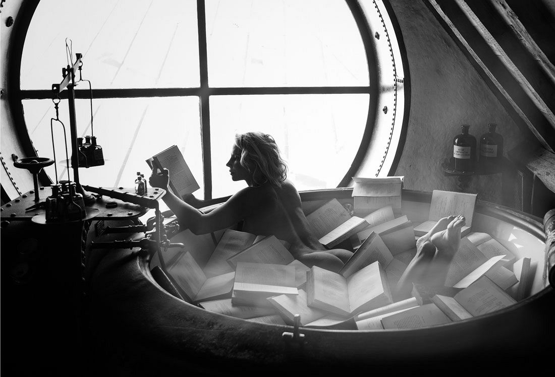 William Let: Le bain de Victor Hugo / 1st Place in Nude (Single)