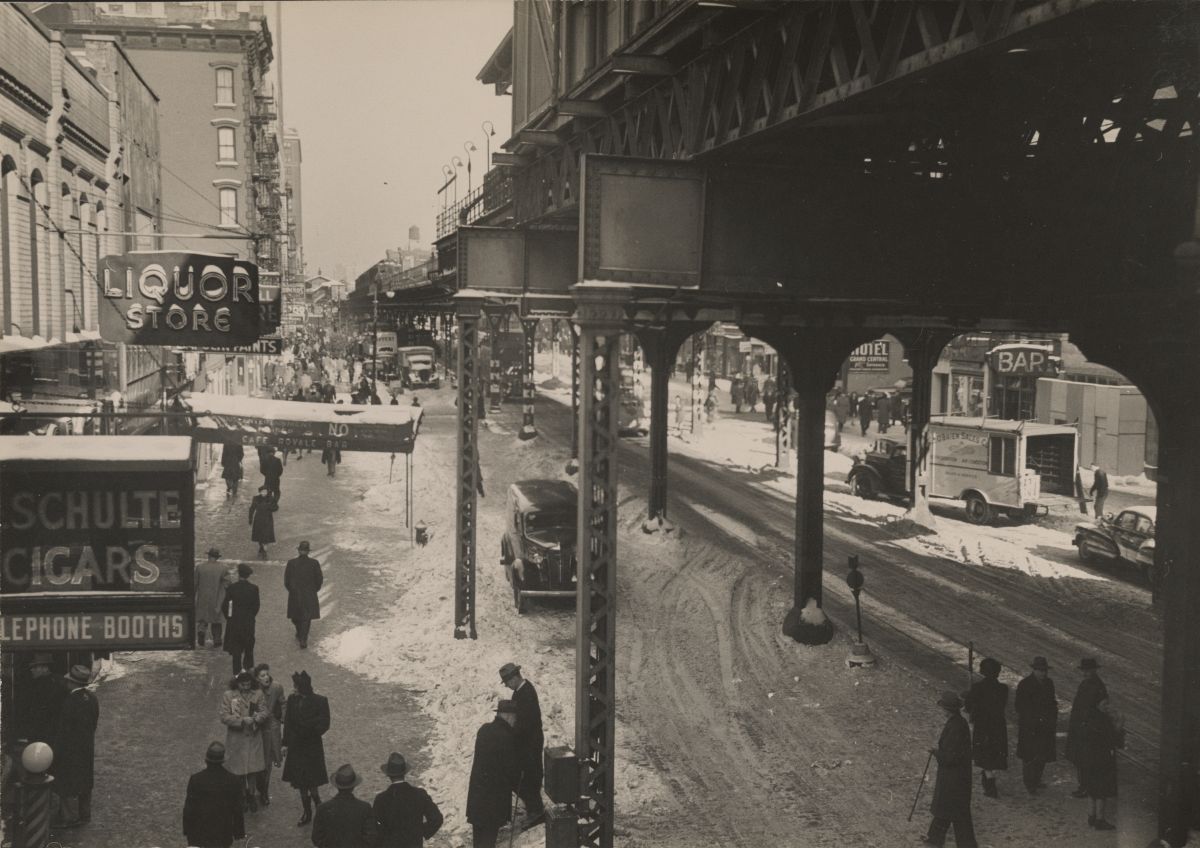3rd Avenue from 42nd Street El Station, New York, 1945. Image: Courtesy Museum of the City of New York and the Todd Webb Estate.