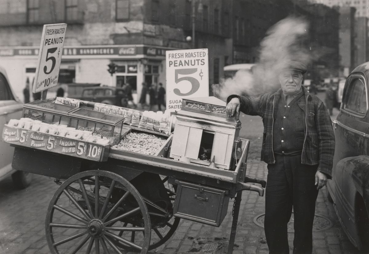 The Battery, New York (Peanut Peddler), 1945. Image: Courtesy Museum of the City of New York and the Todd Webb Estate.