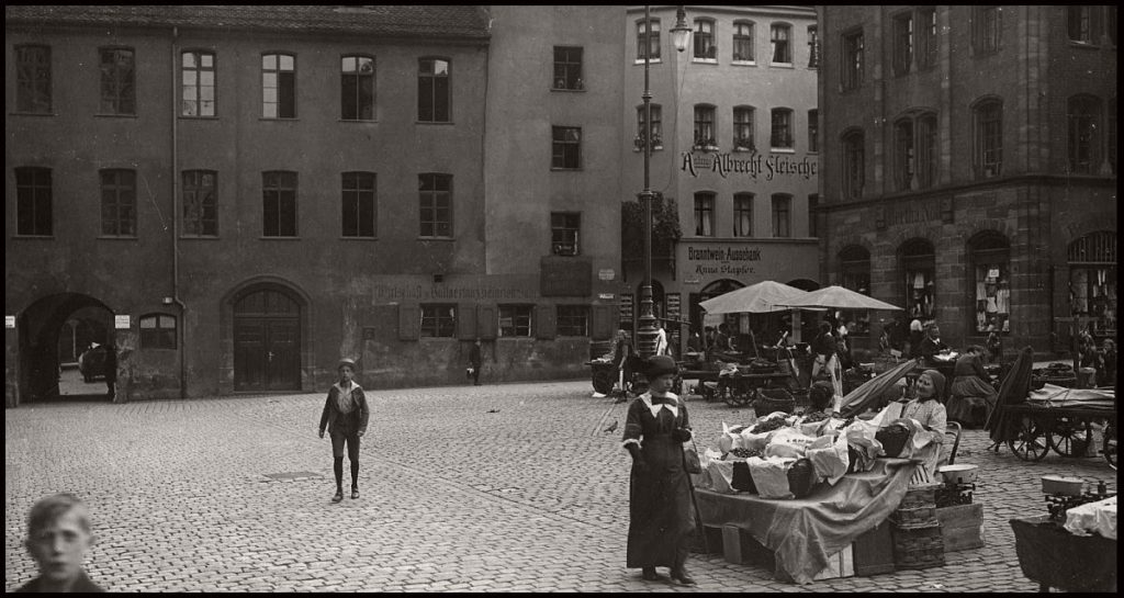 Vintage: Everyday Life and Street Scenes of Nuremberg (1910s ...