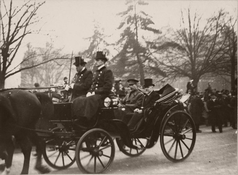 Vintage: Daily Life of Paris during World War I by Charles Lansiaux ...