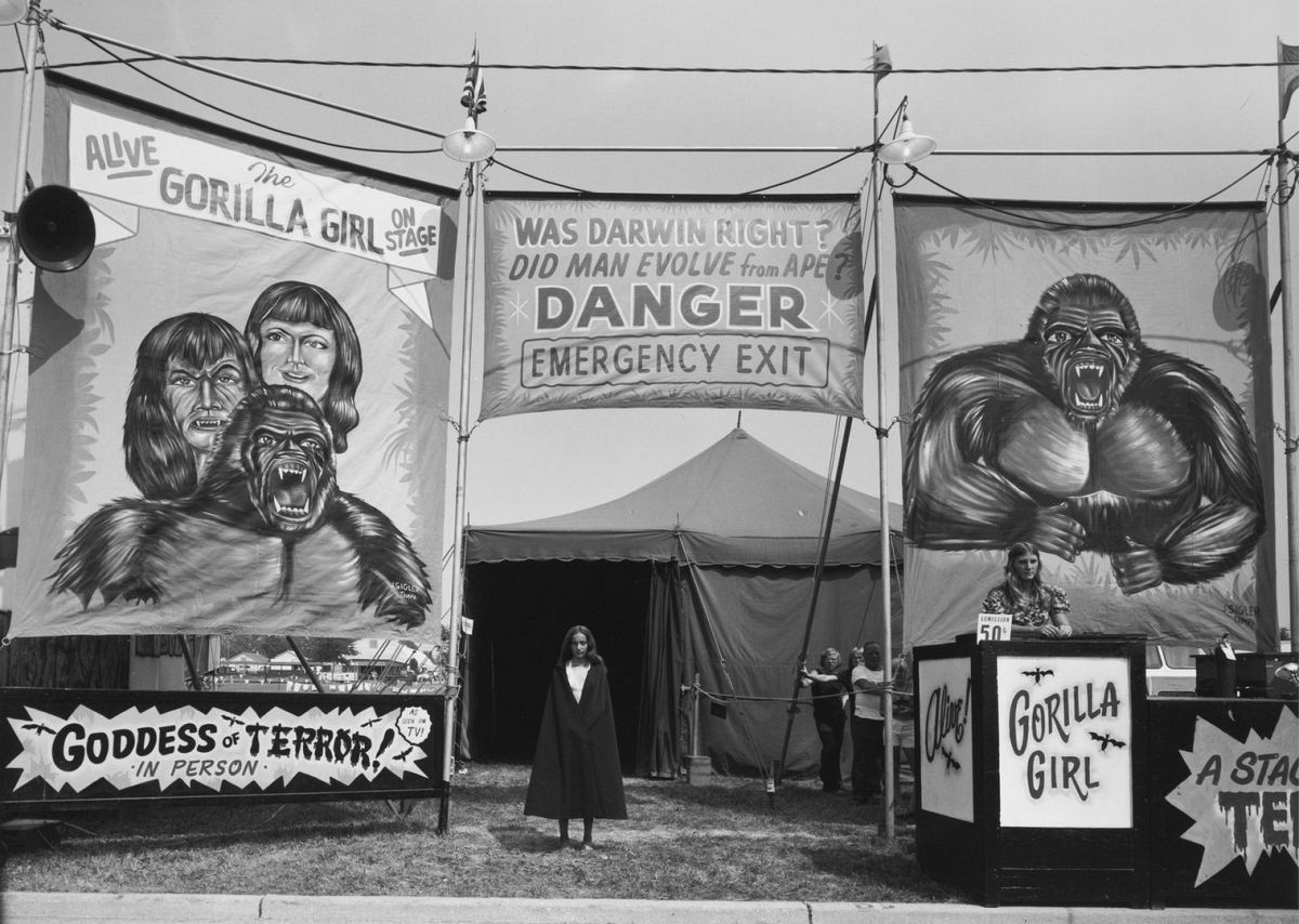 Count Nicholas' Gorilla Show, Gooding Amusements, Maumee, Ohio, 1974