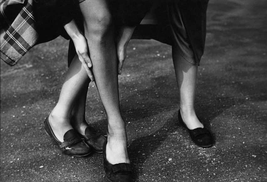 Kathy and Gloria, c. 1948. Picture: © Saul Leiter, courtesy Howard Greenberg Gallery, New York / Steidl