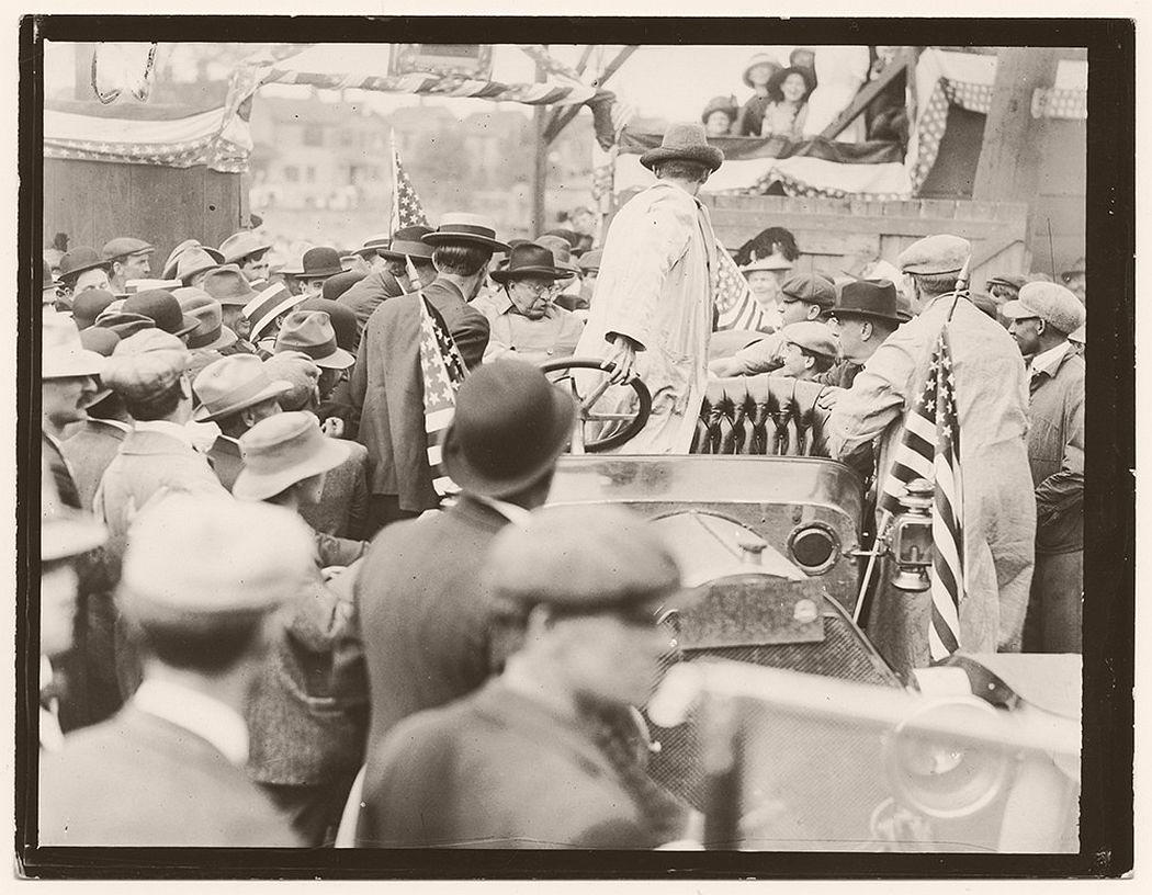 Colonel Roosevelt speaking at Bound Brook, New Jersey. April 25, 1912.