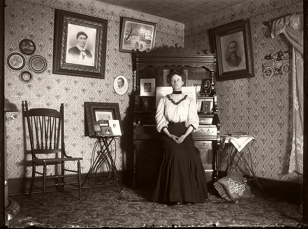 Vintage: Glass Plate Negatives Portraits of Victorian Era Ladies (1860s-1870)