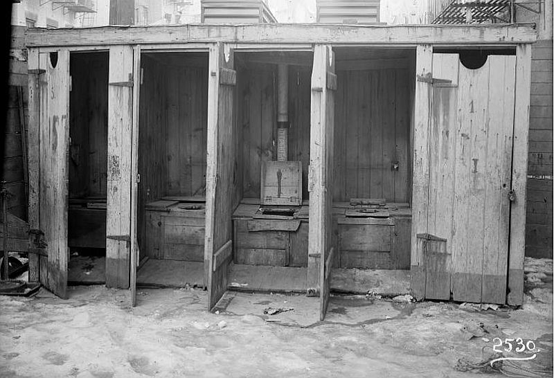 Irma and Paul Milstein Division of United States History, Local History and Genealogy, The New York Public Library. “Row of outhouses” The New York Public Library Digital Collections. 1902 – 1914.