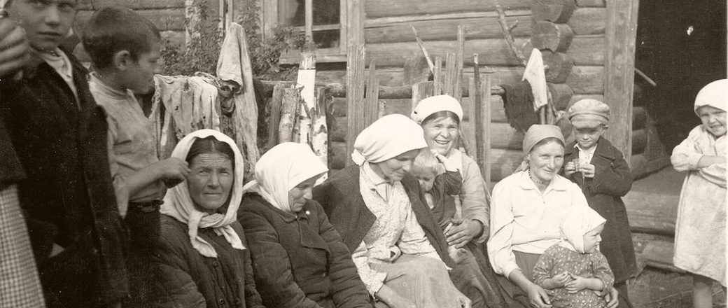 Vintage: Everyday Life of Soviet People during World War II