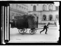 Vintage: Moving Day (early 20th Century)