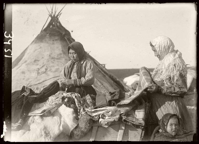 Vintage: Everyday Life of Siberia (1900s)