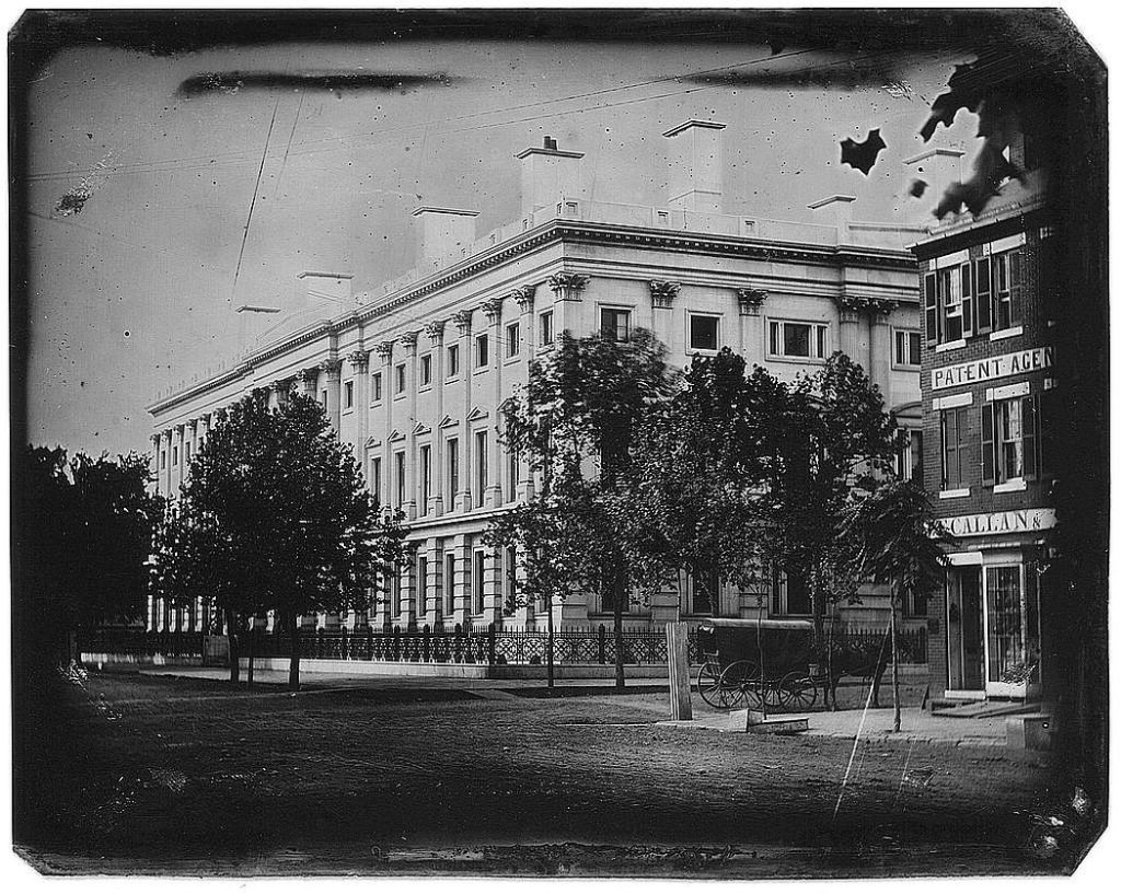 Vintage: The Earliest Known Photographs of White House (1846 ...