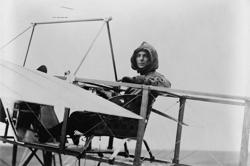 first woman war pilot in the world