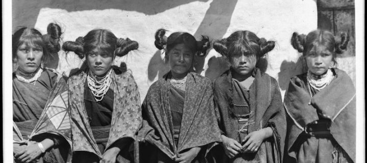 Vintage: American Indian Girls (1900s)