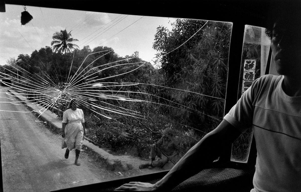 Susan Meiselas, Road to Aguilares, 1983 © Susan Meiselas / Magnum Photos 