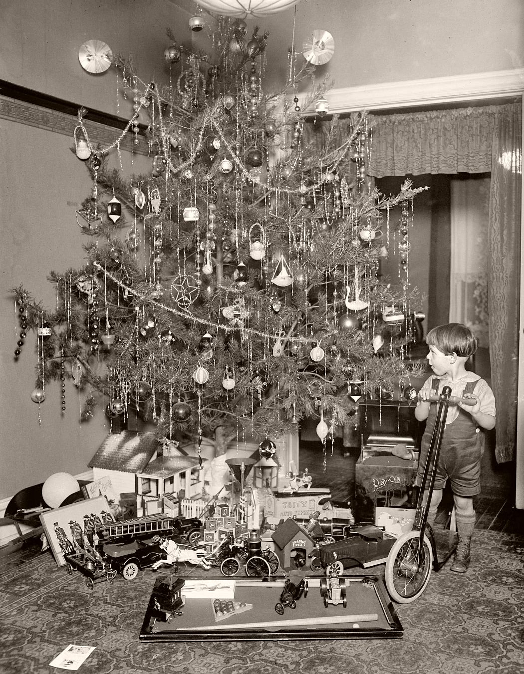 Vintage: Christmas Trees in the past