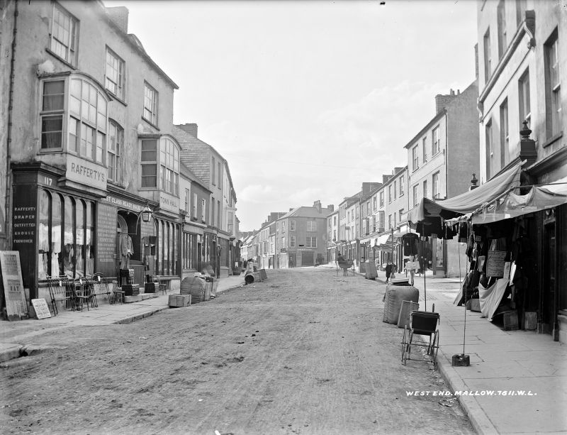 Vintage: Street Scenes of the Munster Region, Ireland (late XIX Century)