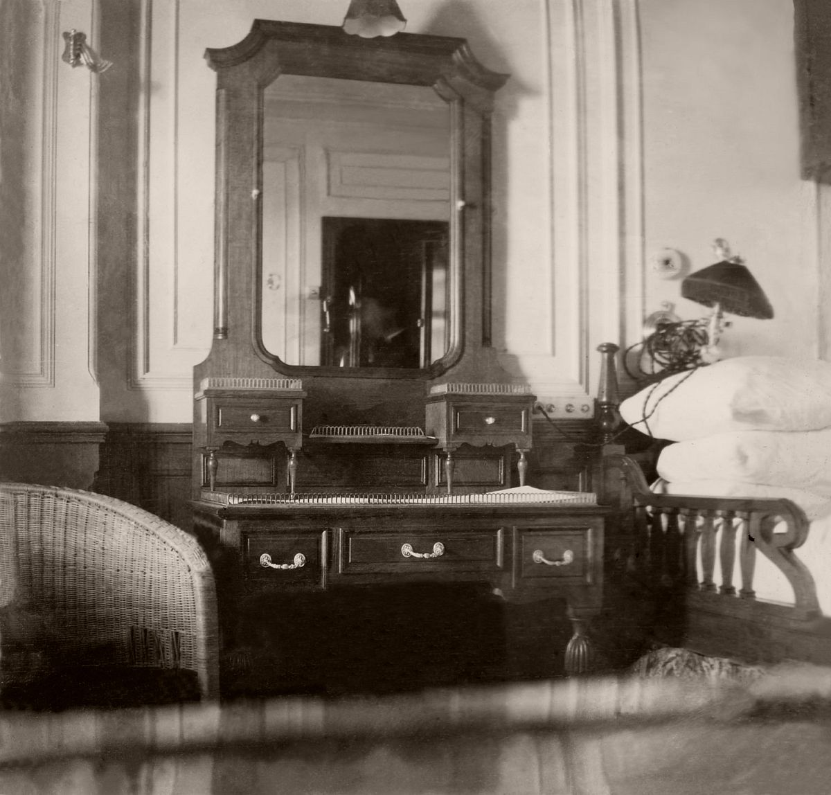 Father Browne's first class stateroom on the Titanic, 1912.