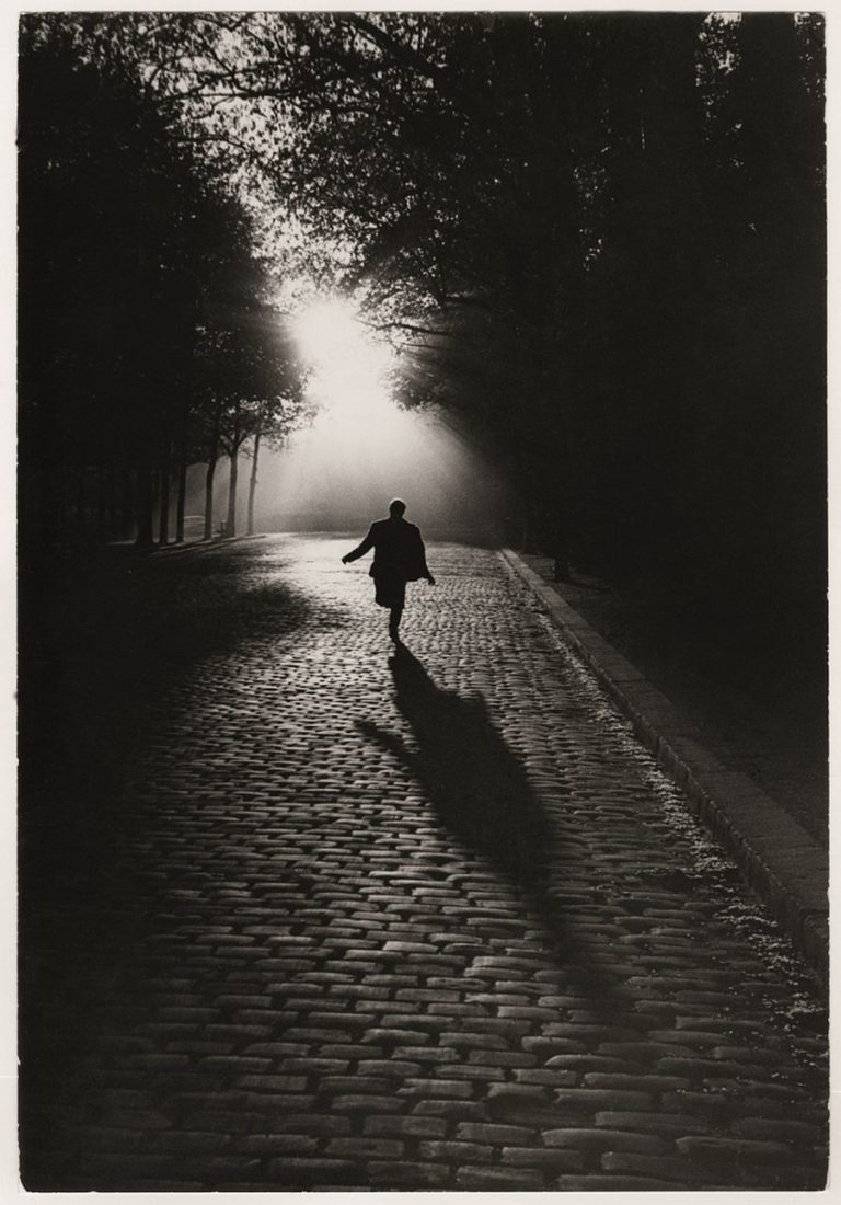 Sabine Weiss: la vie | MONOVISIONS - Black & White Photography Magazine