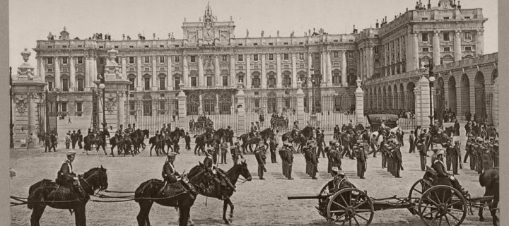 Vintage: Historic B&W photos of Madrid, Spain (1890s)