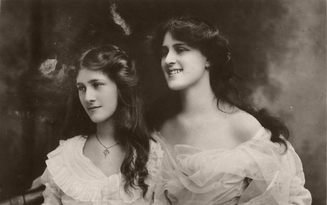 Dare Sisters: Phyllis and Zena (early 20th Century)