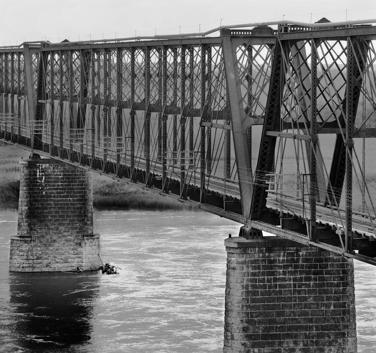 Sioux City Bridge, Missouri River, Sioux City, Iowa - South Sioux, Nebraska