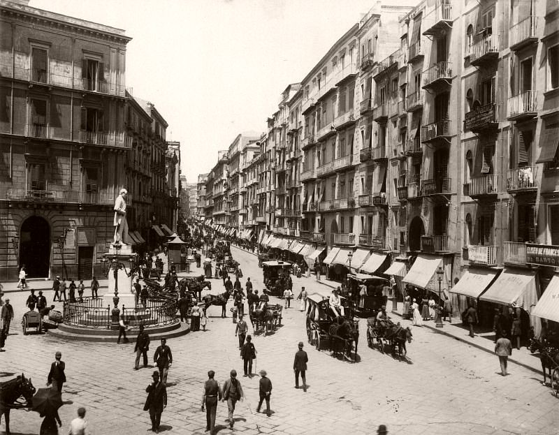 Via Roma, Napoli, circa 1880