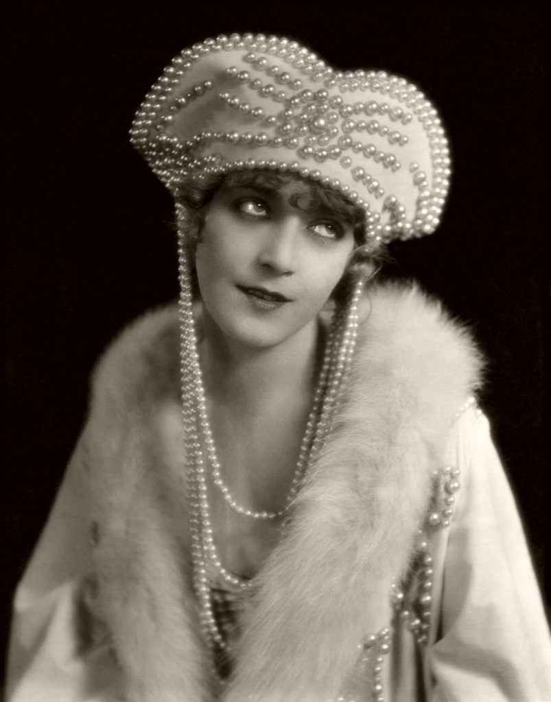 Vintage: Portraits of Vilma Bánky – Silent Movie Star | MONOVISIONS ...