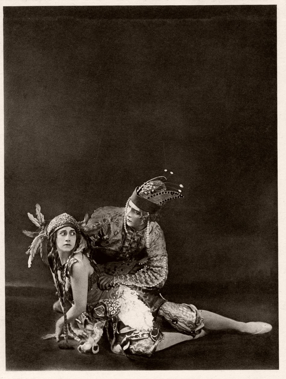 Emil Hoppe: Photographs from the Ballets Russes