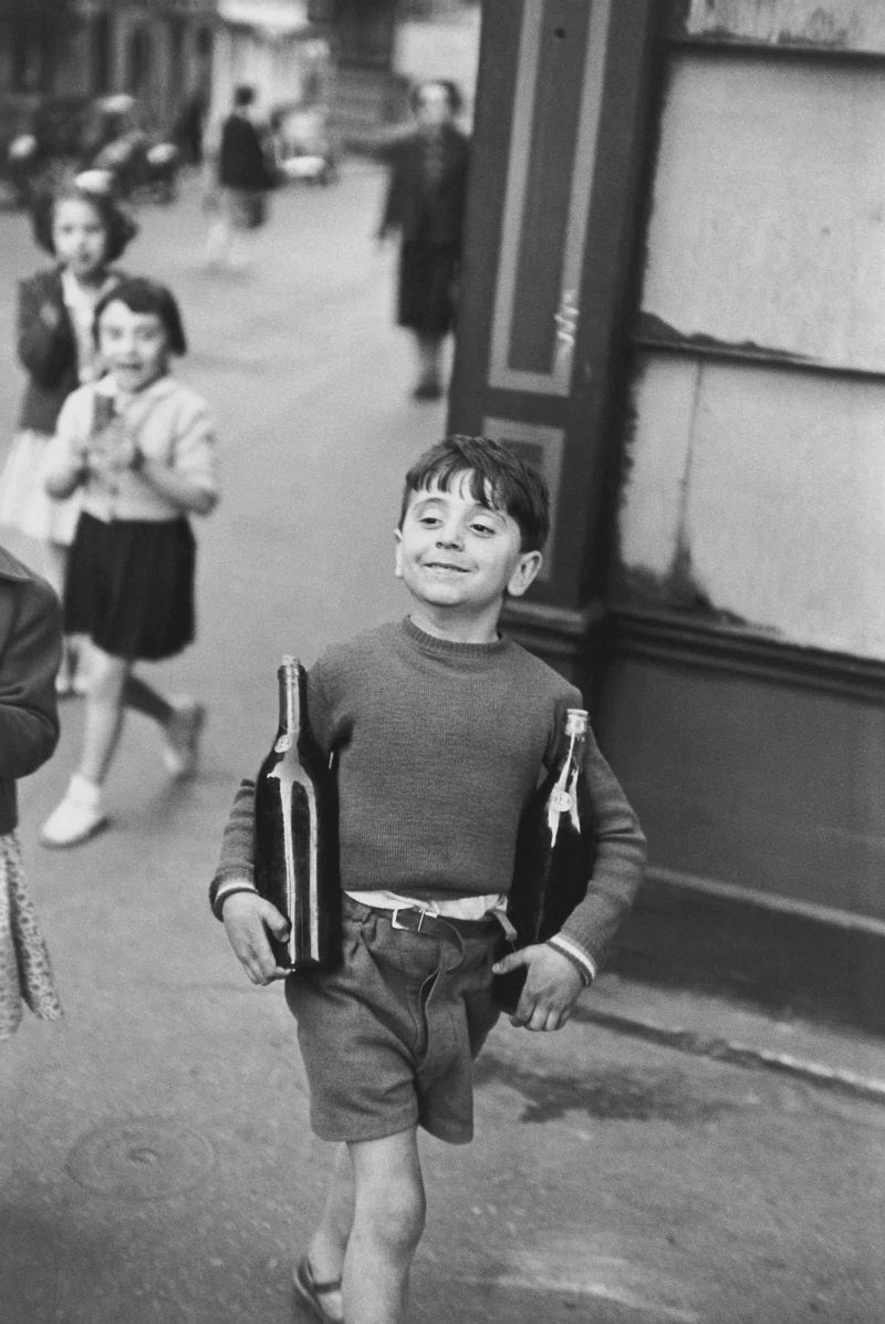  Henri Cartier-Bresson, Rue Mouffetard, Paris 