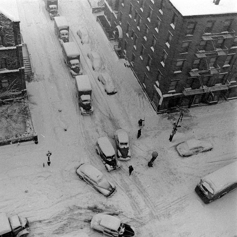 Street covers by the snow during snowstorm, 1948.