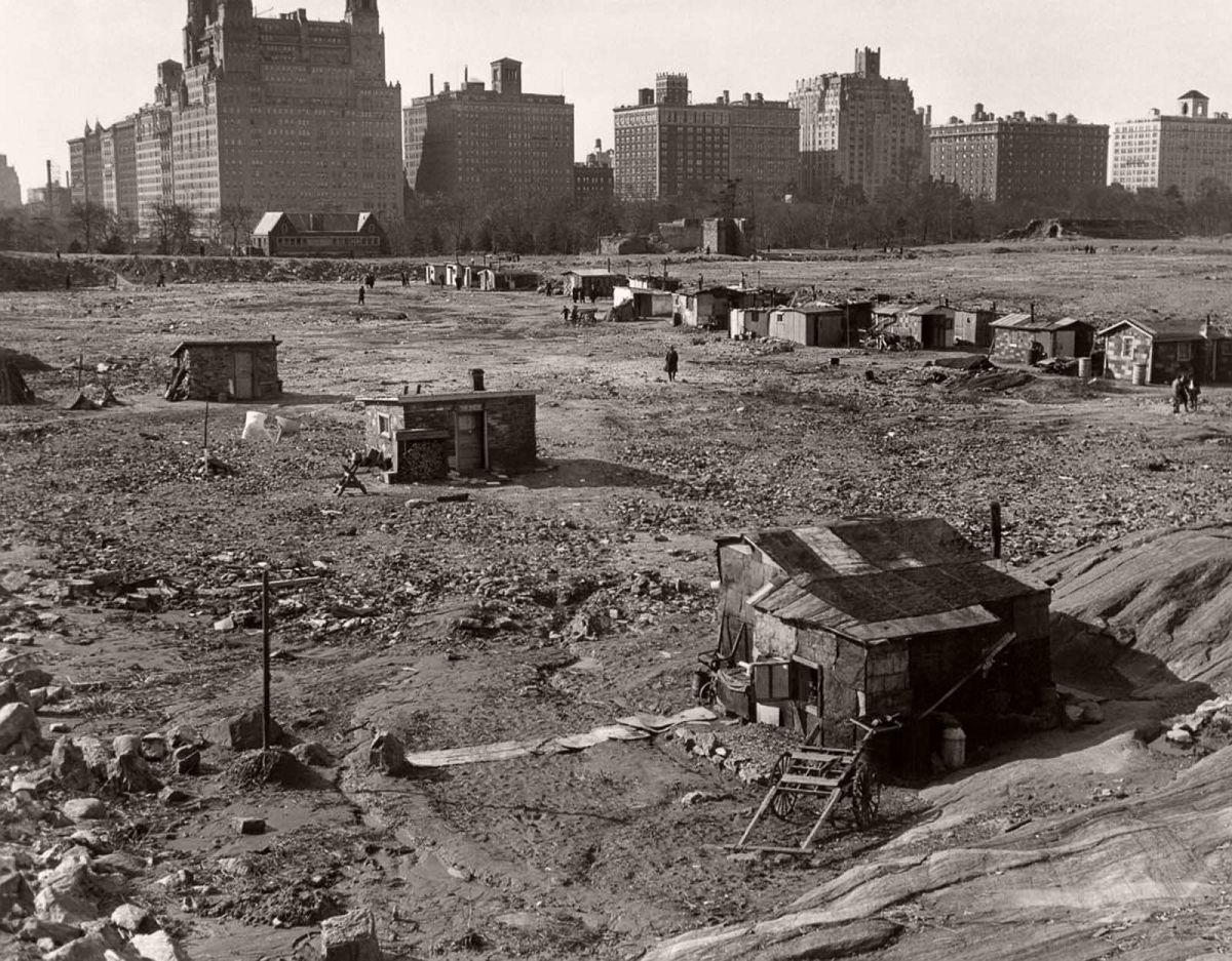 A Hooverville in Central Park, New York City. 1933.