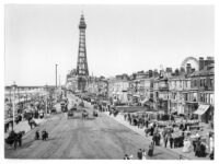 Vintage: Historic B&W photos of Blackpool, England (1890s)