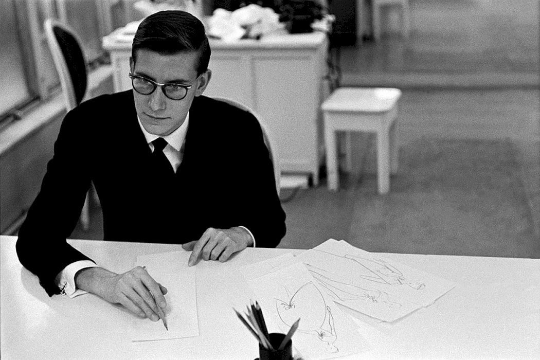 FRANCE. Paris. Couturier Yves St. Laurent preparing his first fashion show at Dior. 1957© Inge Morath / Magnum Photos / courtesy CLAIRbyKahn