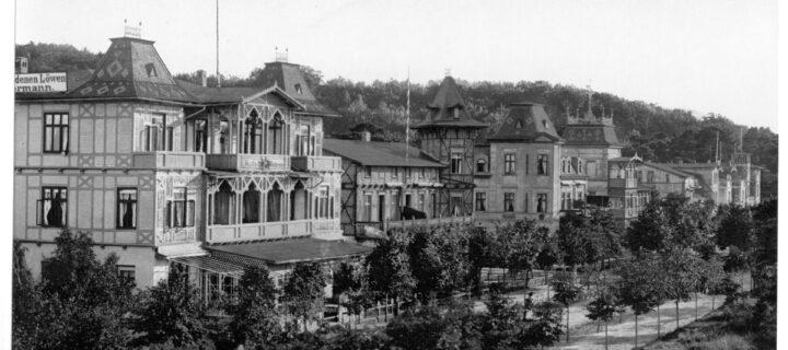 Vintage: Historic B&W photos of the Isle of Rugen, Germany (1890s)