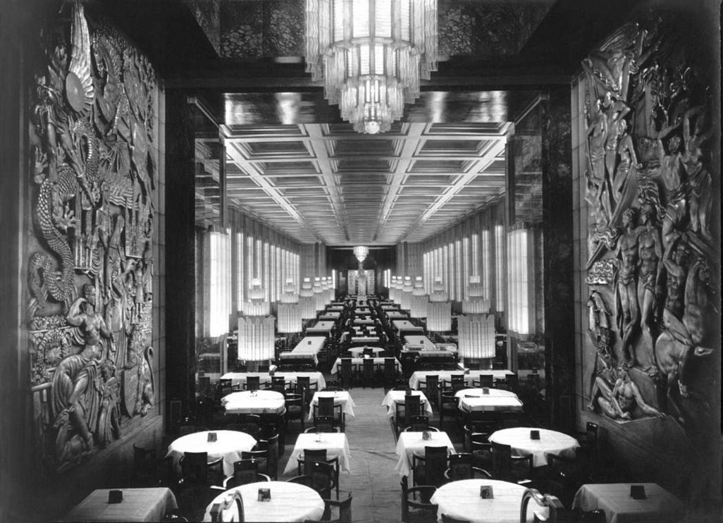 Normandie's main dining room, decorated with Lalique glass and compared to the Hall of Mirrors at Versailles.