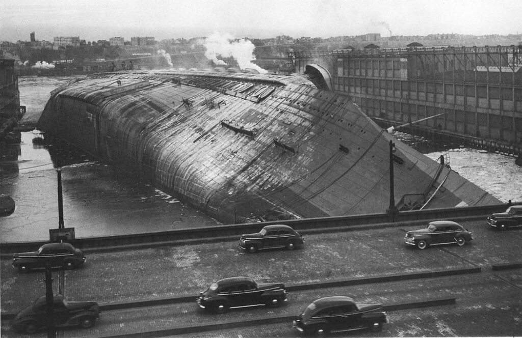 SS Normandie | MONOVISIONS - Black & White Photography Magazine