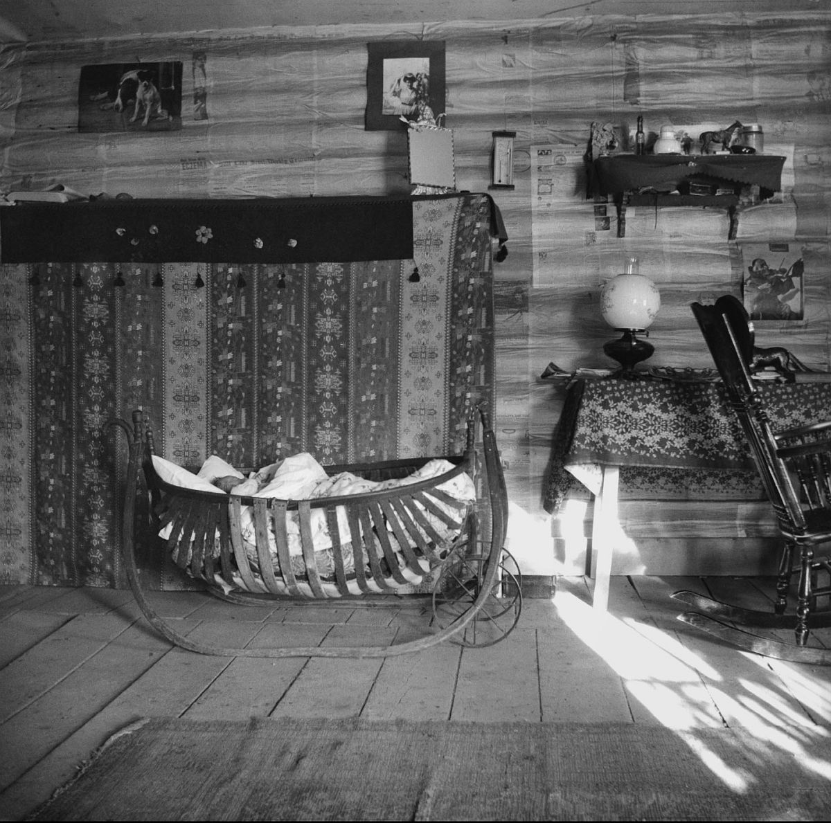 Lora Webb NicholsBert Oldman Jr. in Cradle at Willow Glen,
1903.