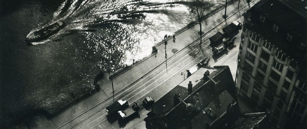 Alfred Ehrhardt & Rolf Tietgens: The Port of Hamburg and the Northern Coast of Germany