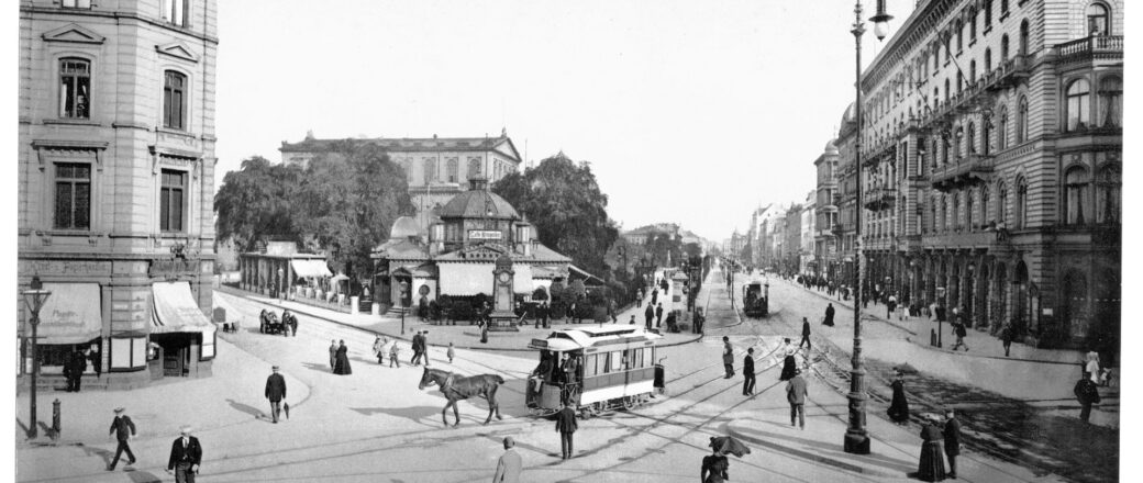 Vintage: Historic B&W photos of Hannover, Germany (1890s)