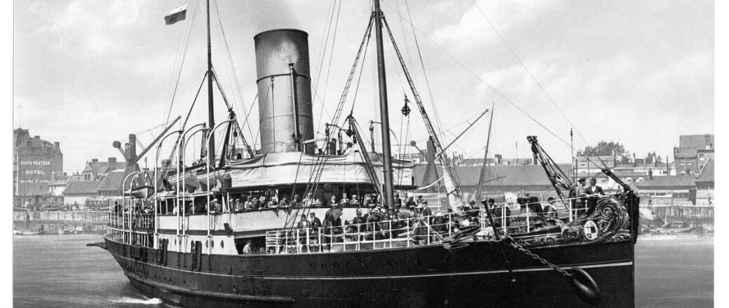Vintage: Steamships of Victorian-era