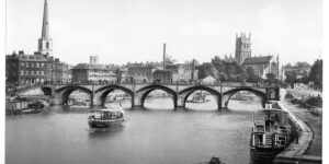 Vintage: Historic B&W Photos of Victorian-era Worcester, England