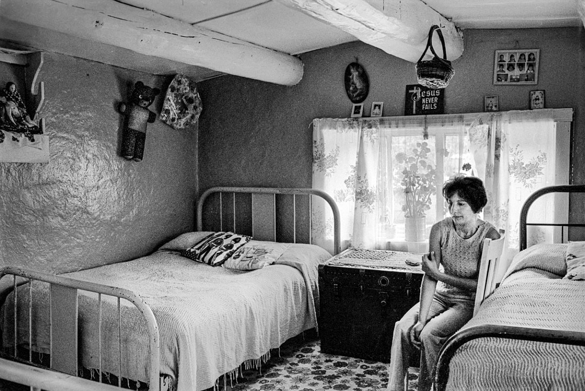LYNN ADLER. In Senovia’s room, 1971